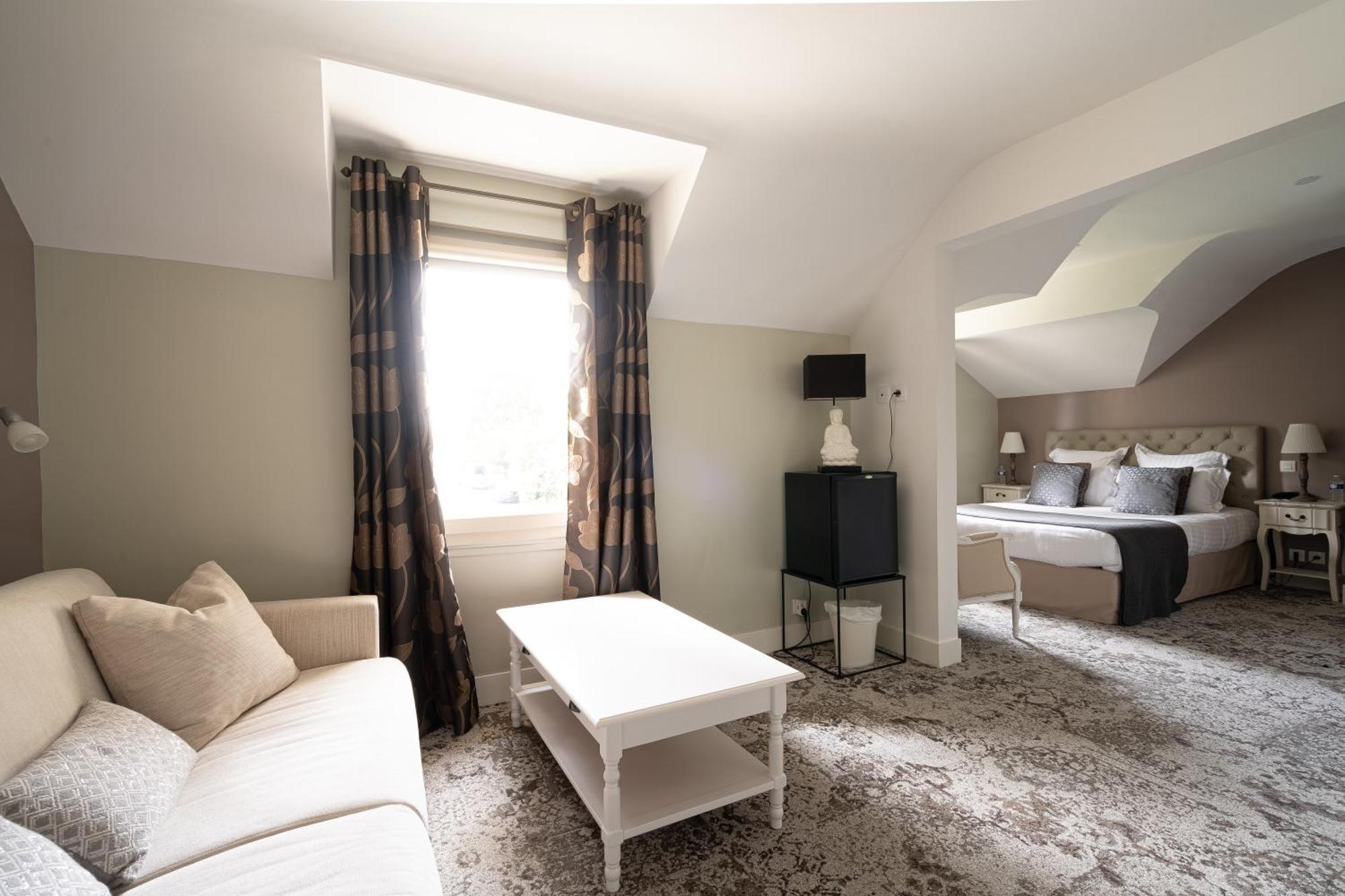 Hotel The Originals Residence De Rohan Во-сюр-Мер Екстериор снимка